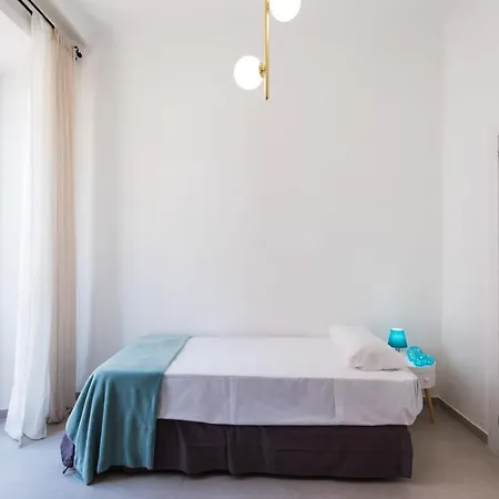 Daire Tour Apartment- Elegance & Confort In The Historic Center Málaga