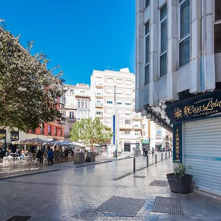 Appartamento Tour Apartment- Elegance & Confort In The Historic Center *